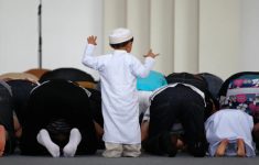 Larangan Usir Anak yang Berisik di Masjid, Kemenag Tegaskan Fokus pada Psikologi dan Pemahaman