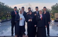 Camat dan Lurah se-DKI Ziarah ke TMP Kalibata