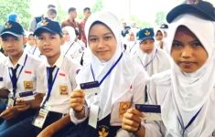 Cara Daftar Jalur Prestasi Nilai Rapor SPMB untuk SMP di Kota Surabaya