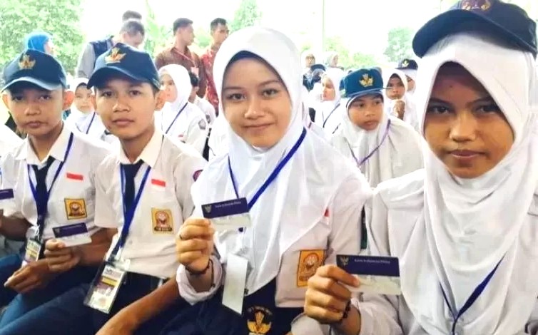 Cara Daftar Jalur Prestasi Nilai Rapor SPMB untuk SMP di Kota Surabaya