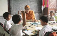 Beasiswa Kuliah untuk Guru PAUD dan SD Belum Miliki Ijazah D4/S1