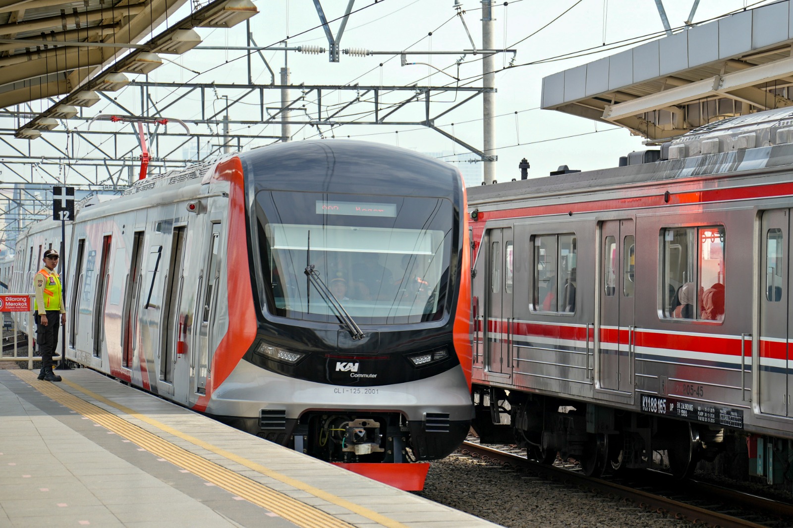 Jadwal dan Cara Menaiki KRL Baru CL-125