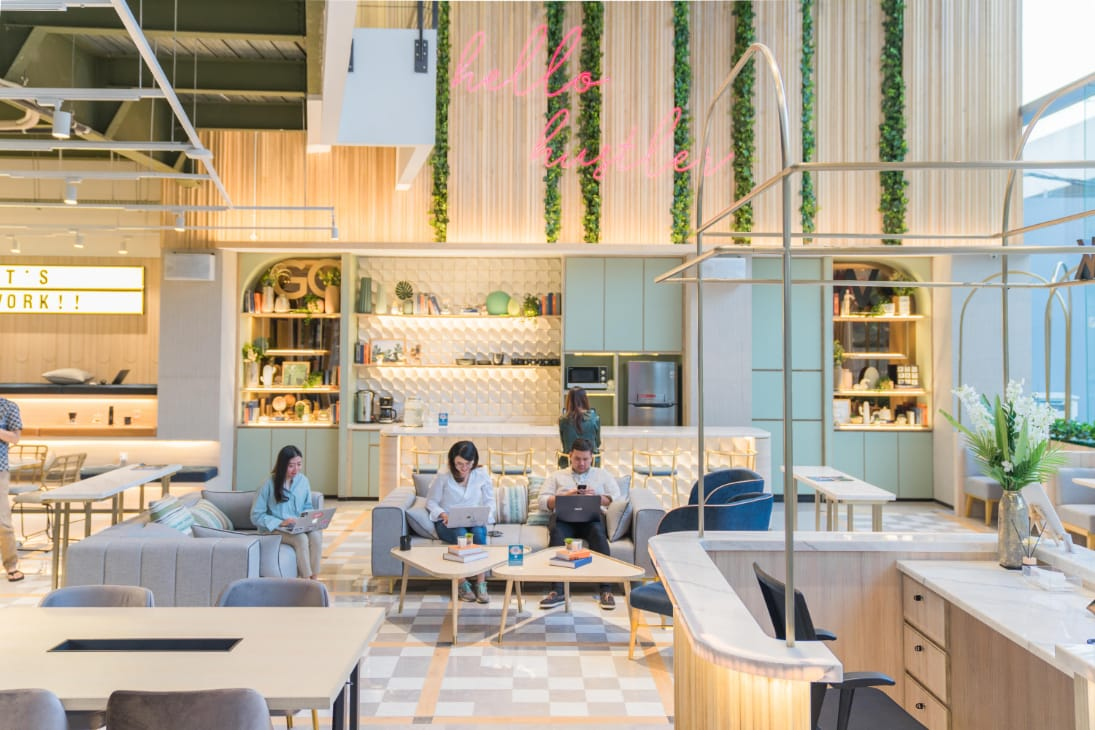 Sewa Kantor Jakarta Selatan dengan Furniture Lengkap dan Lokasi Strategis 6 sewa kantor jakarta