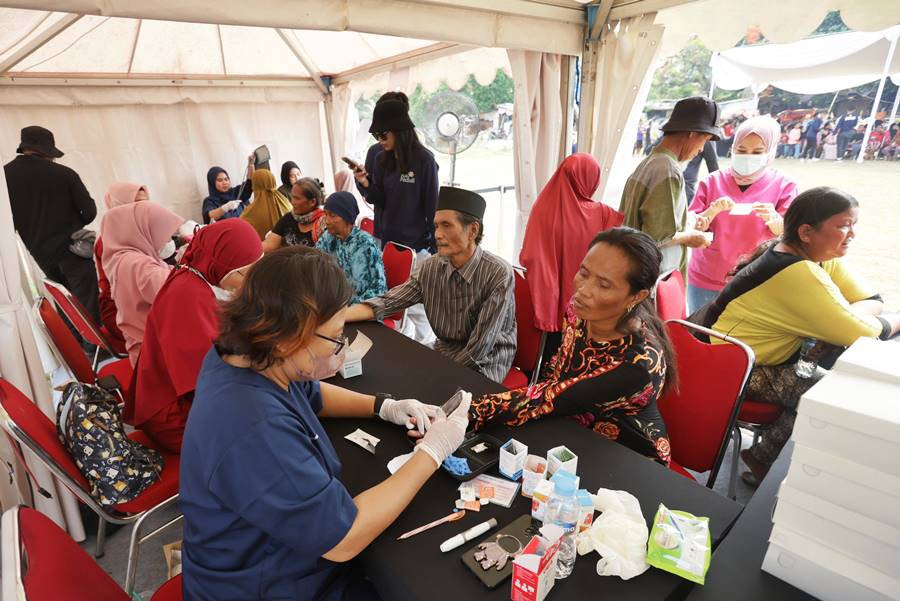Pemerintah Salurkan Bantuan PIP, PKH, dan KIS 2025