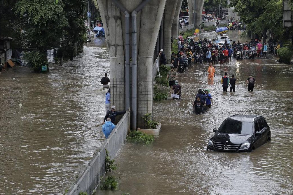 Daftar Link Live Pantau Banjir Jakarta, Bisa Langsung Klik Platformnya!