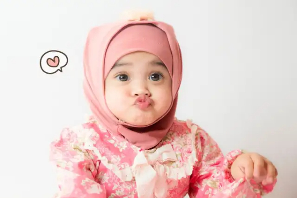 Daftar Nama Bayi Perempuan Islami Tercantik Beserta Artinya