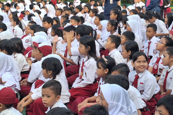 Sekolah Gratis di Tangsel Resmi Dimulai, Bantuan Dana Pendidikan Langsung Masuk Rekening Siswa