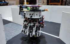Keren! 24 Tim Adu Robot Basket Saat Kontes Robotik di ITB, Pemenang Bakal Wakilkan Indonesia ke Mongolia