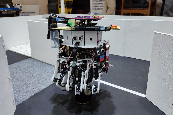 Keren! 24 Tim Adu Robot Basket Saat Kontes Robotik di ITB, Pemenang Bakal Wakilkan Indonesia ke Mongolia