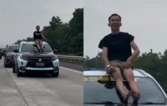 Remaja Lampung Pacu Jalur di Kap Mobil