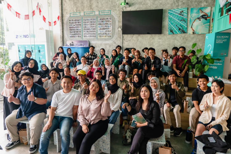 Merdeka Menjemput Karier Impian, Puluhan Mahasiswa Antusias Ikuti Coffee Talk di GBK 2 Merdeka Menjemput Karier Impian