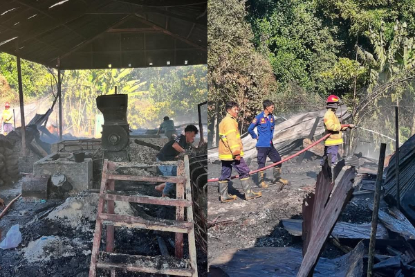Kebakaran Pabrik Plastik dan Gudang Rosok di Cirebon