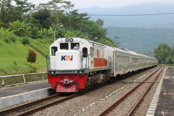 Masih Ada Waktu! Diskon Tiket KAI 20 Persen Hingga 31 Agustus 2025, Catat Syarat dan Daftar Keretanya!