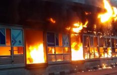 Layanan Transjakarta Lumpuh Imbas Aksi Massa, Sejumlah Halte Terbakar Dibeberapa Titik