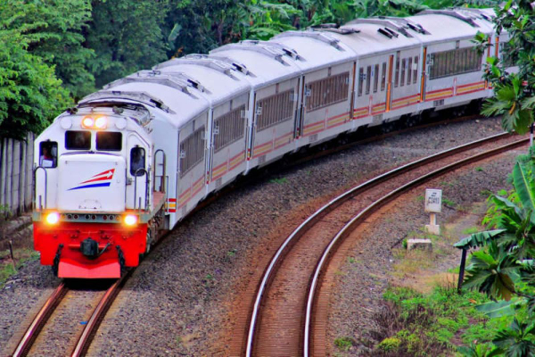Syarat Dapat Diskon Kereta Api 20 Persen Jelang HUT RI ke 80, Cek Ketentuan Lengkapnya!