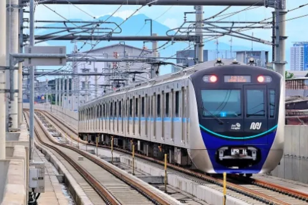 tata cara evakuasi gempa saat berada di MRT Jakarta