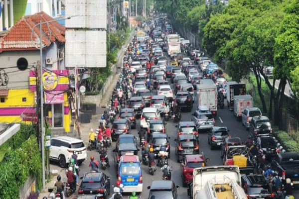 TB Simatupang Macet Parah Gegara PSN, Gubernur Pramono Anung Janji Surati Pemerintah Pusat