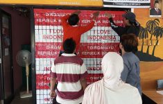 RPTRA Sugriwa Jakbar Meriahkan HUT RI ke-80 dengan Hiasan Merah Putih