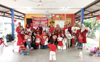 Rumah Quran Sugriwa Meriahkan HUT ke-80 RI dengan Lomba Seru Ibu dan Anak