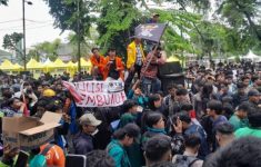 7 Lokasi Demo di Jakarta Hari Ini, Mulai Depan Gedung DPR Hingga Sawah Besar