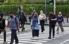 Daftar Nomor Darurat yang Wajib Disimpan dan Perlengkapan WFO Saat Bekerja Dekat Lokasi Demo Hari ini, Catat!