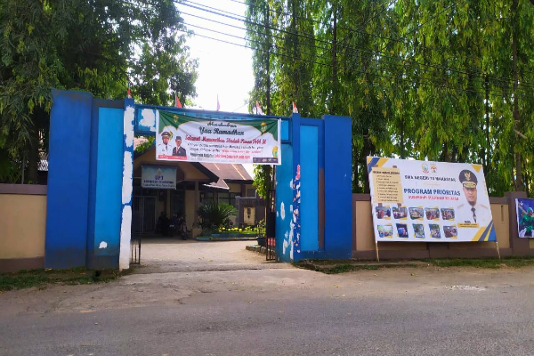Ternyata ini Alasan Guru SMAN 10 Makassar Dipecat Mendadak