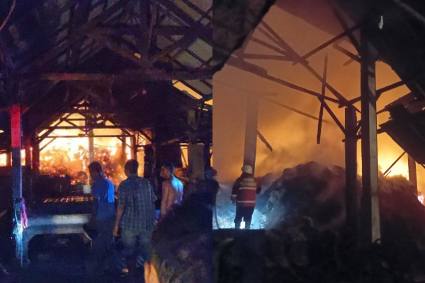 Gudang Pabrik Gula Merah Terbakar di Tulungagung, Diduga Korsleting Pompa Air Jadi Penyebab