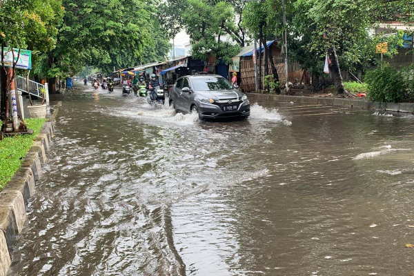 Banjir di Jakarta Selatan, 2 RT Tergenang Air hingga 40 Cm