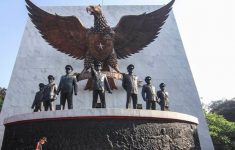 Prabowo Pimpin Upacara Hari Kesaktian Pancasila di Monumen Lubang Buaya, Ini Jajaran Menteri yang Hadir