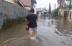 27 RT Terendam Banjir Jakarta Akibat Hujan Deras dan Luapan Kali, Ketinggian Air Capai 110 Cm