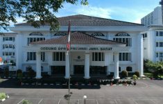 DPRD Jabar WFH 50 Persen Mulai November 2025, Ini Faktanya!
