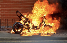 Kronologi Motor Terbakar di Jalan Daan Mogot Saat Dinyalakan, Sempat Mogok Gegara Banjir 30 Cm