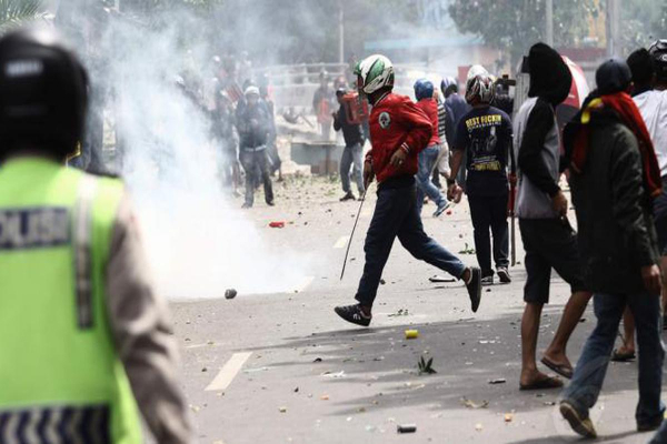 Polisi Mediasi Bentrok Ormas dan Matel di Cengkareng, Diduga Gegara Salah Paham