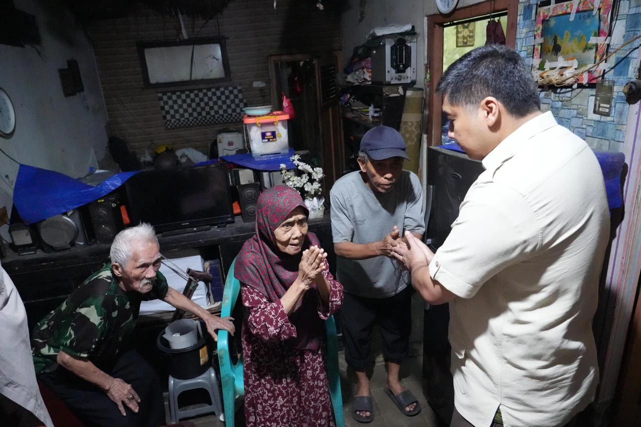 Gotong royong renovasi rumah warga Menteng, Jakarta. (Source: TVRI News)