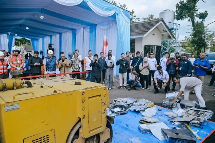 Komdigi musnahkan perangkat ilegal di DIY dan Jateng. (Source: Humas Komdigi)