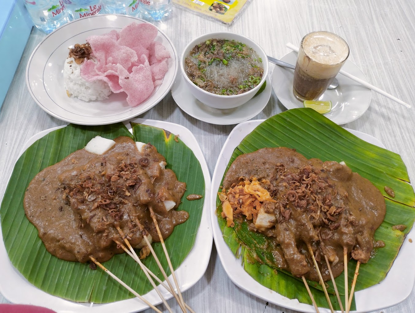 7 Daftar Kuliner Legendaris di Jakarta Timur yang Tak Pernah Lekang oleh Waktu 2 Sate Padang H. Ajo Manih (Source: Google Maps)