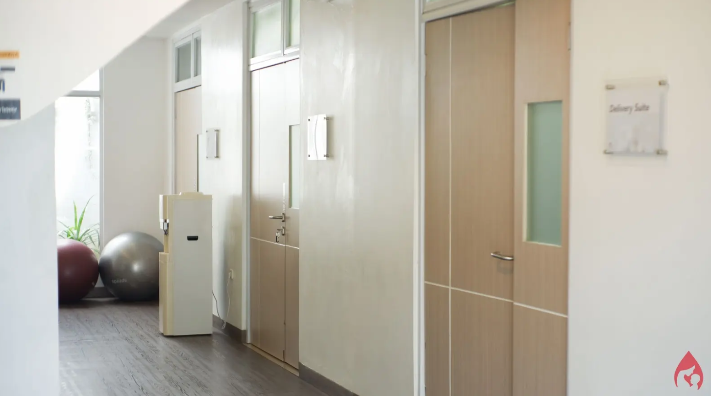 5 Rekomendasi Klinik Bersalin di Tangerang Selatan: Biaya Terjangkau dan Fasilitas Lengkap 2 Klinik KMNC Graha Raya