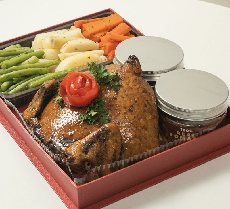 5 Rekomendasi Makanan Khas Indonesia untuk Sajian Natal Saat Berkumpul Bersama Keluarga 2 Ayam kodok (Source: Instagram thecornelias)