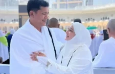 Bupati Aceh Selatan, Mirwan MS umrah saat banjir. (Source: Instagram Kota Banda Aceh)