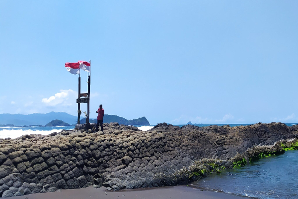 Harga Tiket Watu Ulo Jember Terbaru Gratis Masuk Pantai Papuma, Berlaku Mulai Januari 2026