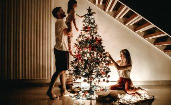 40 Ide Aktivitas Natal yang Menarik dan Penuh Makna Bersama Keluarga, Teman hingga Pasangan