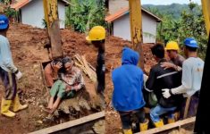 Tragis! Lansia Asal Bandung Diangkat Eskavator Saat Pergi Berobat ke Bidan, Ini Faktanya
