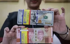 Ilustrasi dolar dan rupiah (Source: Pikiran Rakyat)