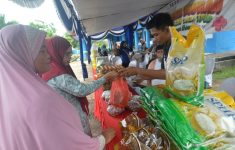 Ilustrasi pasar murah (Source: Antara)