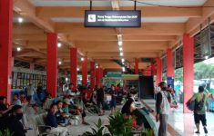 Ilustrasi terminal Kampung Rambutan padat jelang Nataru. (Source: Sindo News)