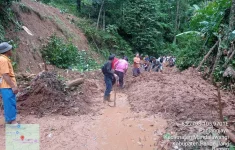 Longsor Akibat Hujan Deras di Mandalawangi Pandeglang, Akses Wisata Lewibumi Terputus. (Source: Warga)