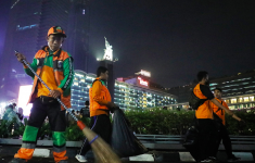 Malam Tahun Baru, DPRD DKI Minta Penanganan Sampah Jakarta Dimaksimalkan. (Source: Nusa Kini)