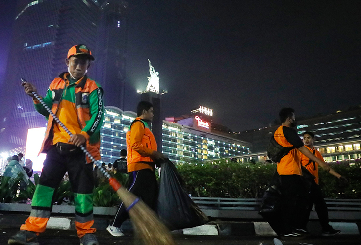 Malam Tahun Baru, DPRD DKI Minta Penanganan Sampah Jakarta Dimaksimalkan. (Source: Nusa Kini)