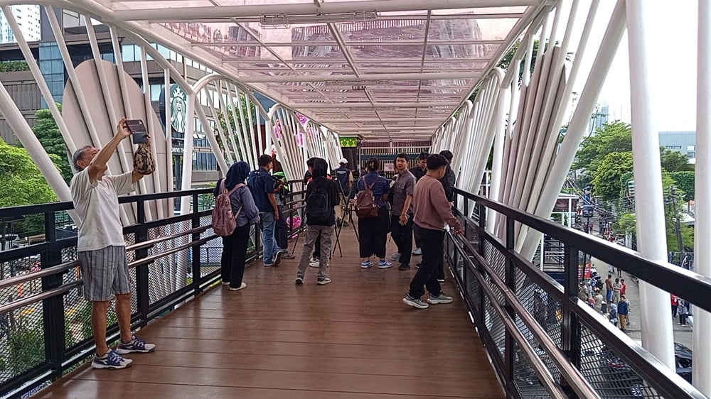 Cegah Pencurian, Pramono Anung Resmikan JPO Anti-Maling di Pesanggrahan dan Cipinang. (Source: iNews)