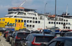 Puncak Arus Natal 2025 Terkendali, ASDP Catat 421 Ribu Kendaraan Menyeberang. (Source: ASDP)